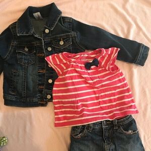 SALE 5/$10 💚 Carter's Pink Striped Shirt 18M EUC